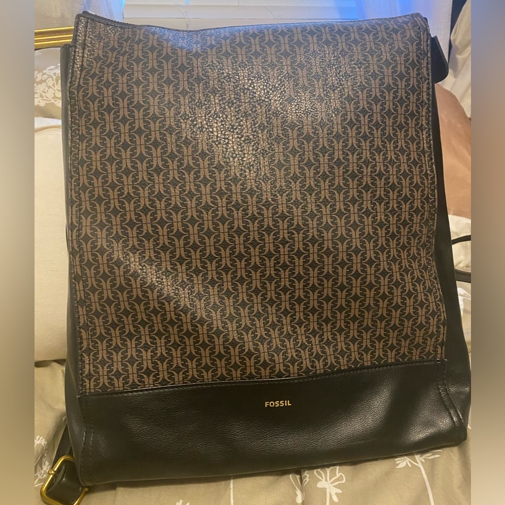 Fossil Elina Backpack ( new) used once
